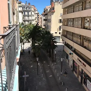 2 Pièces Hyper Centre équipé Et Confortable Appartement