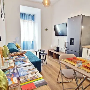 Apartment Beautiful Flat In Vieux Port, Marseilles